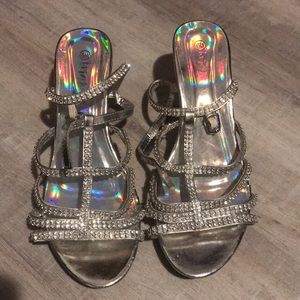 Holographic heels